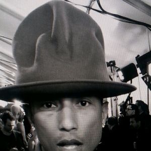 Meet your Posher, Lee